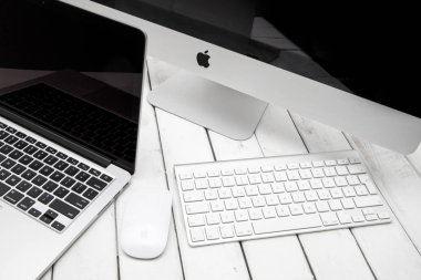 MacBook laptop ve imac bilgisayar