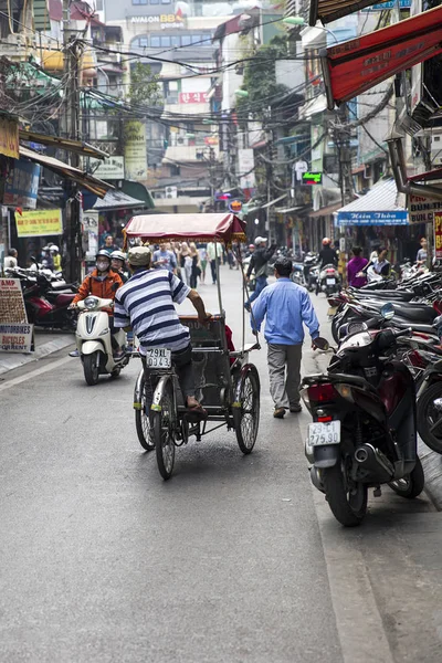 Pohled do ulic v Hanoji, Vietnam — Stock fotografie