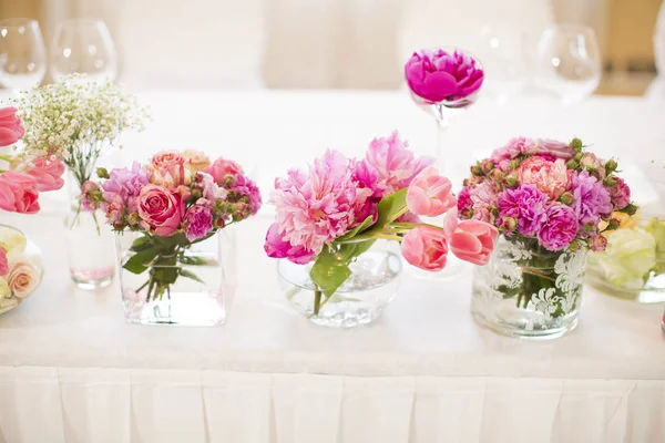 Blumenschmuck für die Hochzeit — Stockfoto