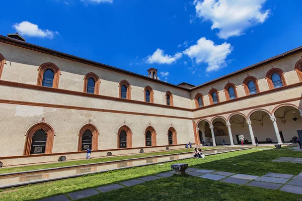 Corte Ducale en el Castillo de Sforzesco en Milán, Italia — Foto de Stock