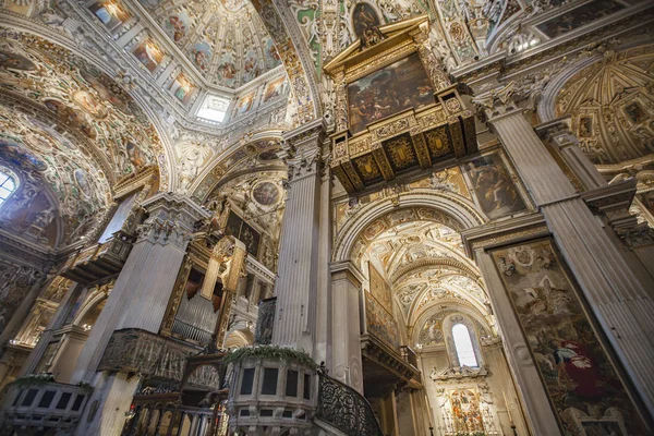 Duomo di Bergamo in Italy — 图库照片