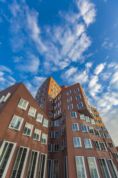 Gehry-Gebäude im Düsseldorfer Hafen — Stockfoto