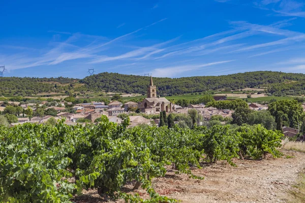 Stad Cruzy in Languedoc-Roussillon provincie in Frankrijk — Stockfoto