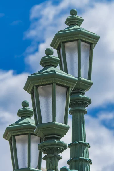 Vintage straat lamp in Bergamo — Stockfoto