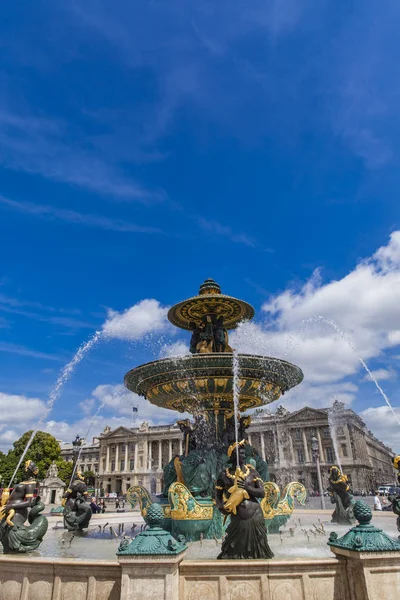 Fontaine des Fleuves i Paris — Stockfoto