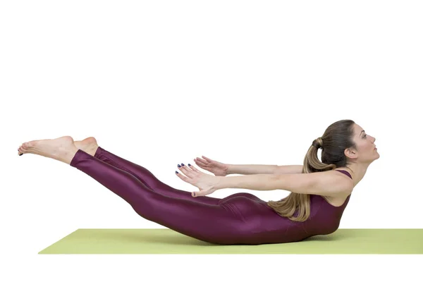 Woman practicing yoga — Stock Photo, Image