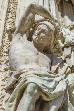 Milano Katedrali'ne, mimari detaylar