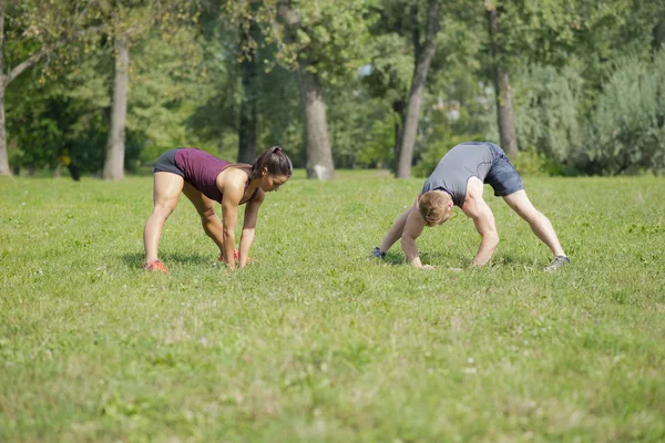 Eğitim Parkı genç Çift