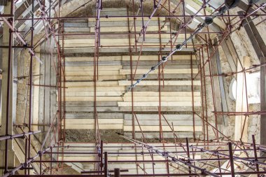 Kilise yenileme sitesi