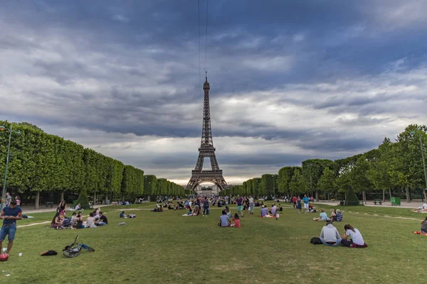 Champ de Mars à Paris, France — Photo