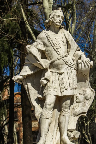Alfonso III de Asturias monumento a Madrid — Foto Stock