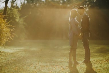 Hamile kadın ve onu seven adam