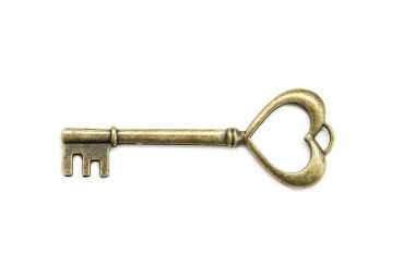 Beyaz arkaplanda vintage anahtar