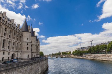 Conciergerie görünümü Paris