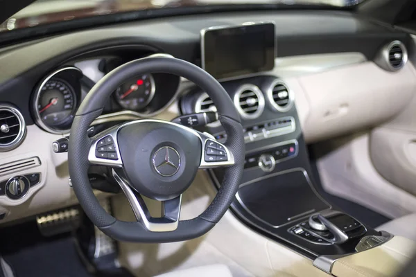 Mercedes interior do carro — Fotografia de Stock