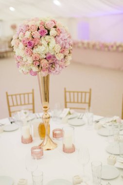 Düğün masa dekorasyonu