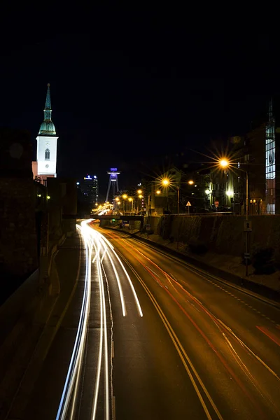 Bratislava vista à noite — Fotografia de Stock