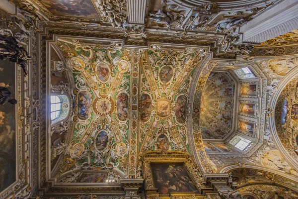 Duomo di bergamo in italien — Stockfoto