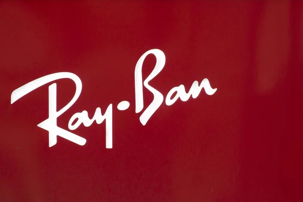 Ray Ban áruház — Stock Fotó