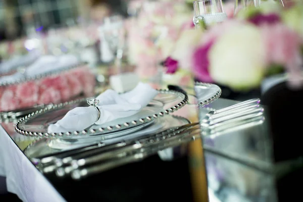 Decoración de boda de lujo de la mesa — Foto de Stock