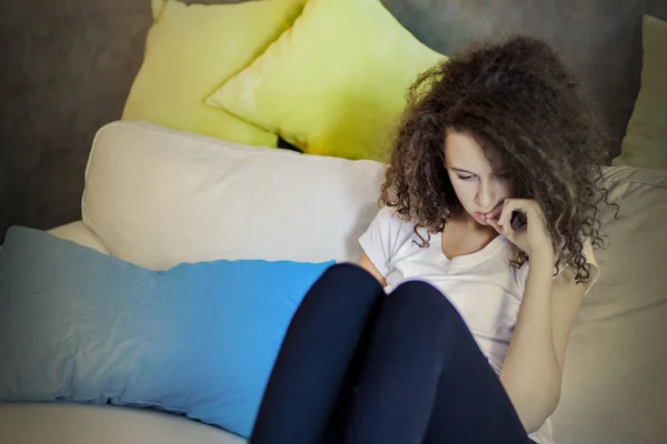 Curly hair  teen girl — Stock Photo, Image