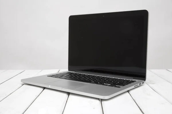 MacBook dizüstü bilgisayar — Stok fotoğraf