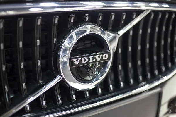 Volvo samochód znak — Zdjęcie stockowe