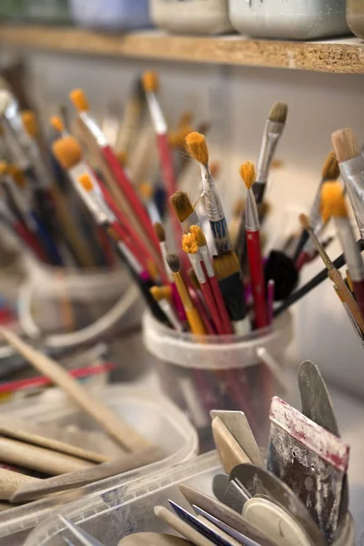 Closeup Detail Pottery Tool Table — Stock Photo, Image