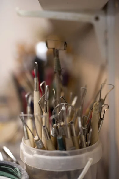 Closeup Detail Pottery Tool Table — Stock Photo, Image