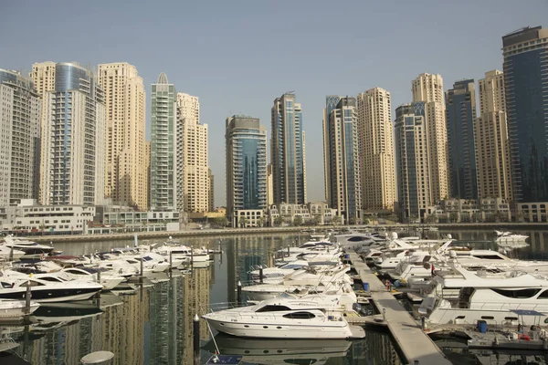 Dubai Ηνωμένα Αραβικά Εμιράτα Μαΐου 2015 Θέα Σύγχρονες Ουρανοξύστες Στη — Φωτογραφία Αρχείου