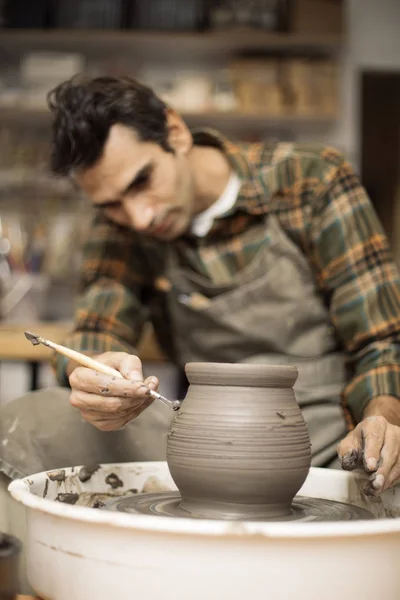 View Artist Makes Clay Pottery Spin Wheel Workshop — Stock Photo, Image