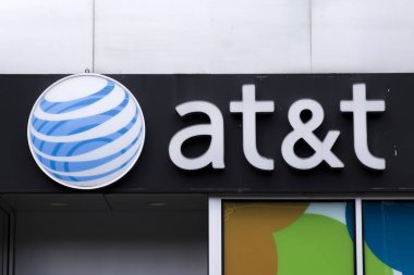 New York, ABD - 22 Ağustos 2017: At&T mağaza New York, ayrıntı. Dünyanın en büyük telekomünikasyon şirketi