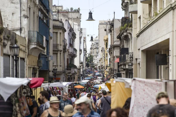 Buenos Aires Argentina January 2018 Unidentified People San Telmo Flea — Stock Photo, Image