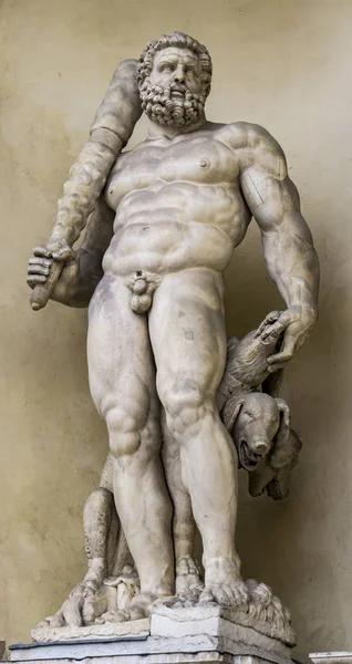 Statue Hercules Three Headed Dog Entrance Ducal Palace Modena Italy — Stock Photo, Image