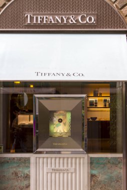 Florence, İtalya - 18 Eylül 2016: Ayrıntı Tiffany ve co mağazası Floransa, İtalya. 1837 kurulan bir Amerikan çokuluslu lüks mücevher ve özel perakendeci olduğunu.