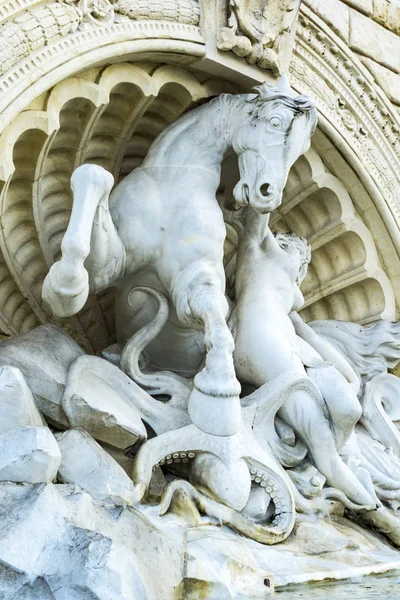 Detalj Fontänen Nymf Och Seahorse Inn Bologna Italien Statyn Gjordes — Stockfoto