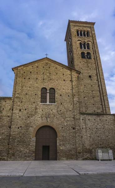 Widok Bazylikę San Francesco Mieście Rawenna Włochy — Zdjęcie stockowe