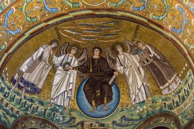 Ravenna, İtalya - 16 Şubat 2018: Basilica San Vitale Ravenna, İtalya'nın iç detay. Bu erken Christian Byzantine sanat ve mimari en önemli örneklerinden biri