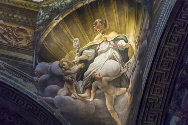 意大利帕尔马 2018年2月17日 意大利帕尔马大教堂的内部 这是一个重要的意大利罗马式大教堂 — 图库照片