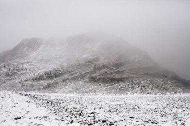Chalcaltaya dağın içinde Bolivya Cordillera mesafeden