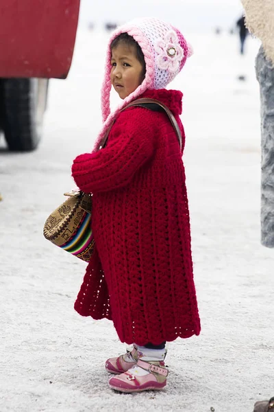 Salar Uyuni Bolivien Januar 2018 Unbekanntes Kleines Mädchen Salar Uyuni — Stockfoto