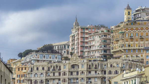 Nézd Lakóépületek Genova Olaszország — Stock Fotó