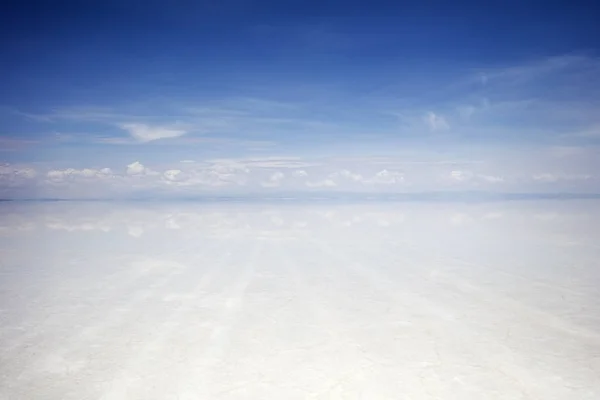 Προβολή Στο Salar Uyuni Αλάτι Επίπεδη Στη Βολιβία — Φωτογραφία Αρχείου