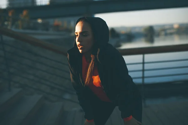 View Prety Young Woman Exercising — Stock Photo, Image