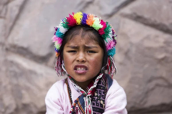 Cusco Peru Aralık 2017 Cusco Peru Sokaktaki Tanımlanamayan Kız Cusco — Stok fotoğraf