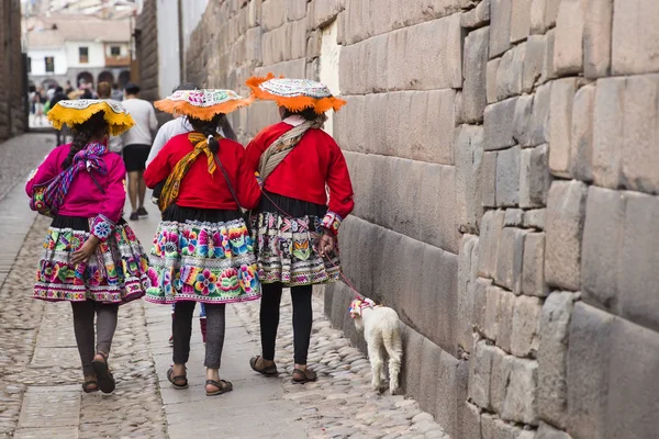 Cusco Pérou 1Er Janvier 2018 Femmes Non Identifiées Dans Rue — Photo