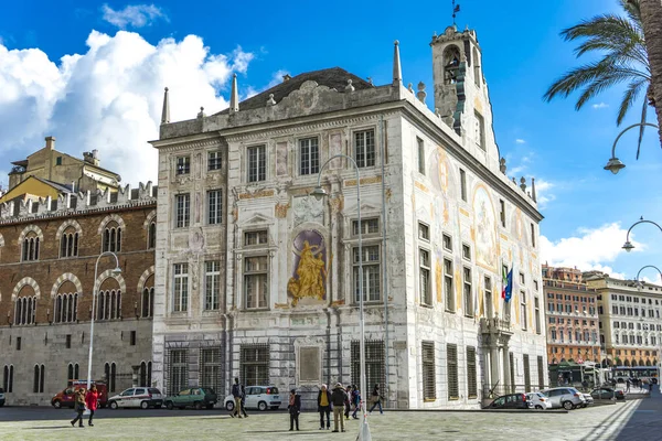 Genoa Italië Maart 2018 Onbekende Mensen Door Palazzo San Giorgio — Stockfoto