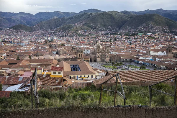在秘鲁安第斯山脉的城市库斯科的看法 — 图库照片