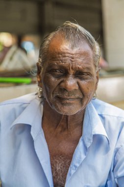 Galle, Sri Lanka - 24 Ocak 2014: eski balıkçı Galle, Sri Lanka dan. Galle, Sri Lanka en büyük balıkçılık ilçelerde biridir.