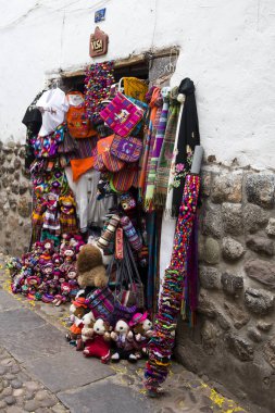 Cusco, Peru için sokak piyasada geleneksel el işi ürünler